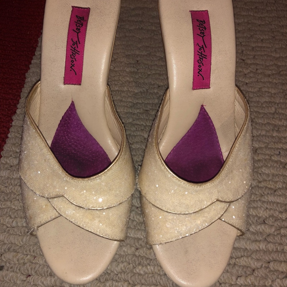 Betsey Johnson slip on heels